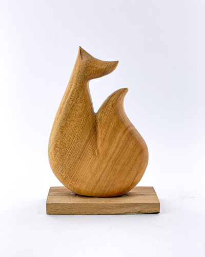 مجسمه چوبی روباه نشسته | هنر مینیمال برای دکور خاص منزل