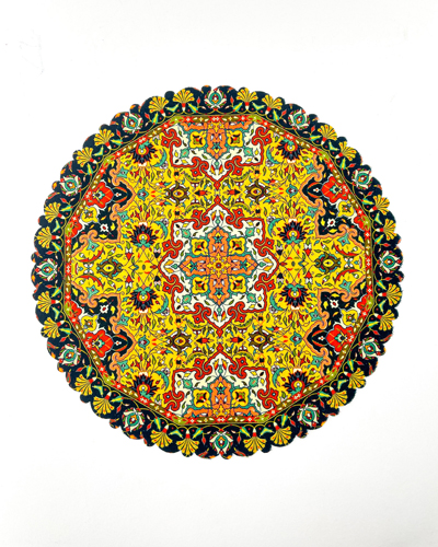 رومیزی و زیربشقابی دایره‌ای با نقوش هندسی و گل‌دار رنگارنگ و حاشیه دالبری