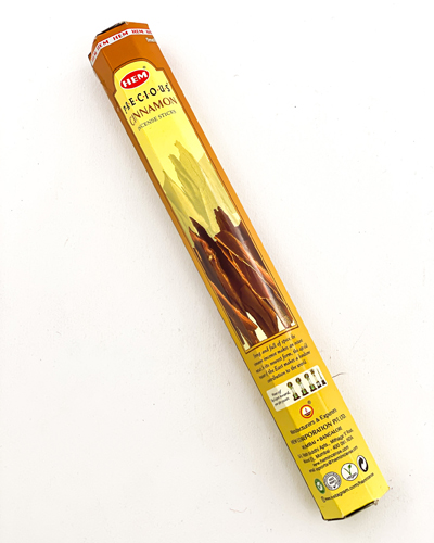 عود شاخه‌ای دارچین – رایحه گرم و انرژی‌بخش با ۲۰ شاخه