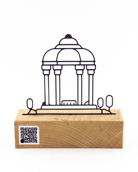 تندیس فلزی طرح آرامگاه خواجه حافظ شیرازی با پایه چوبی راش گرجستان | دکوری شیک و مدرن