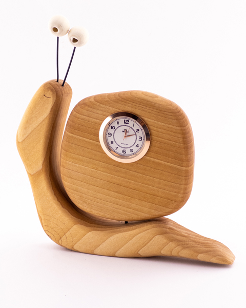 ساعت چوبی با طرح حلزون | دکور هنری کاربردی