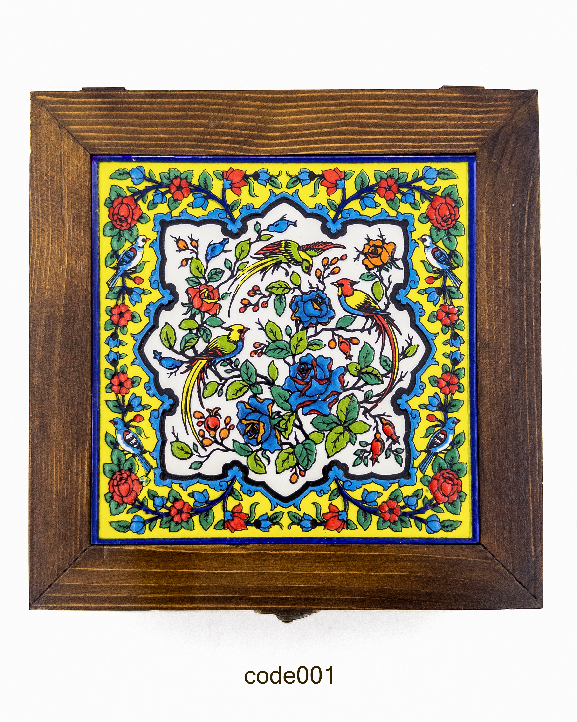 جعبه چوبی بزرگ دست‌ساز با کاشی هفت‌رنگ طرح گل و مرغ و حاشیه زرد– مناسب دمنوش، زیورآلات و هدیه